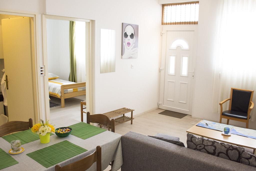 שיבניק Apartment Majda מראה חיצוני תמונה