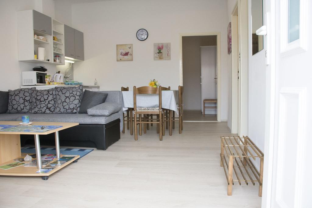 שיבניק Apartment Majda מראה חיצוני תמונה