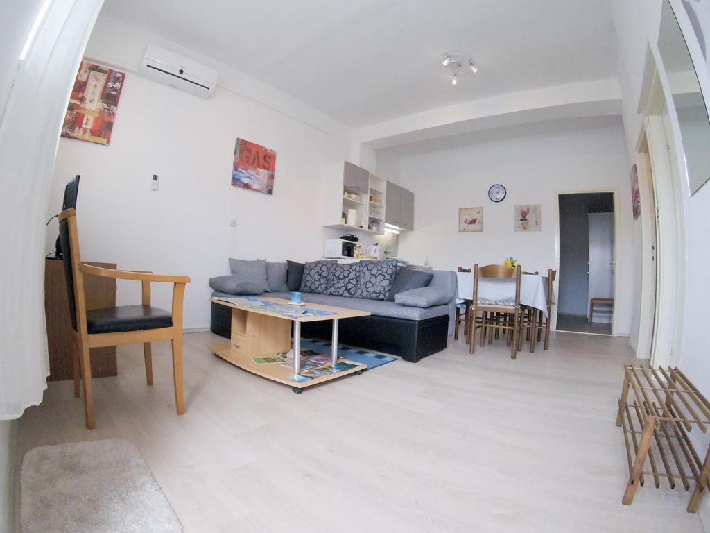 שיבניק Apartment Majda מראה חיצוני תמונה